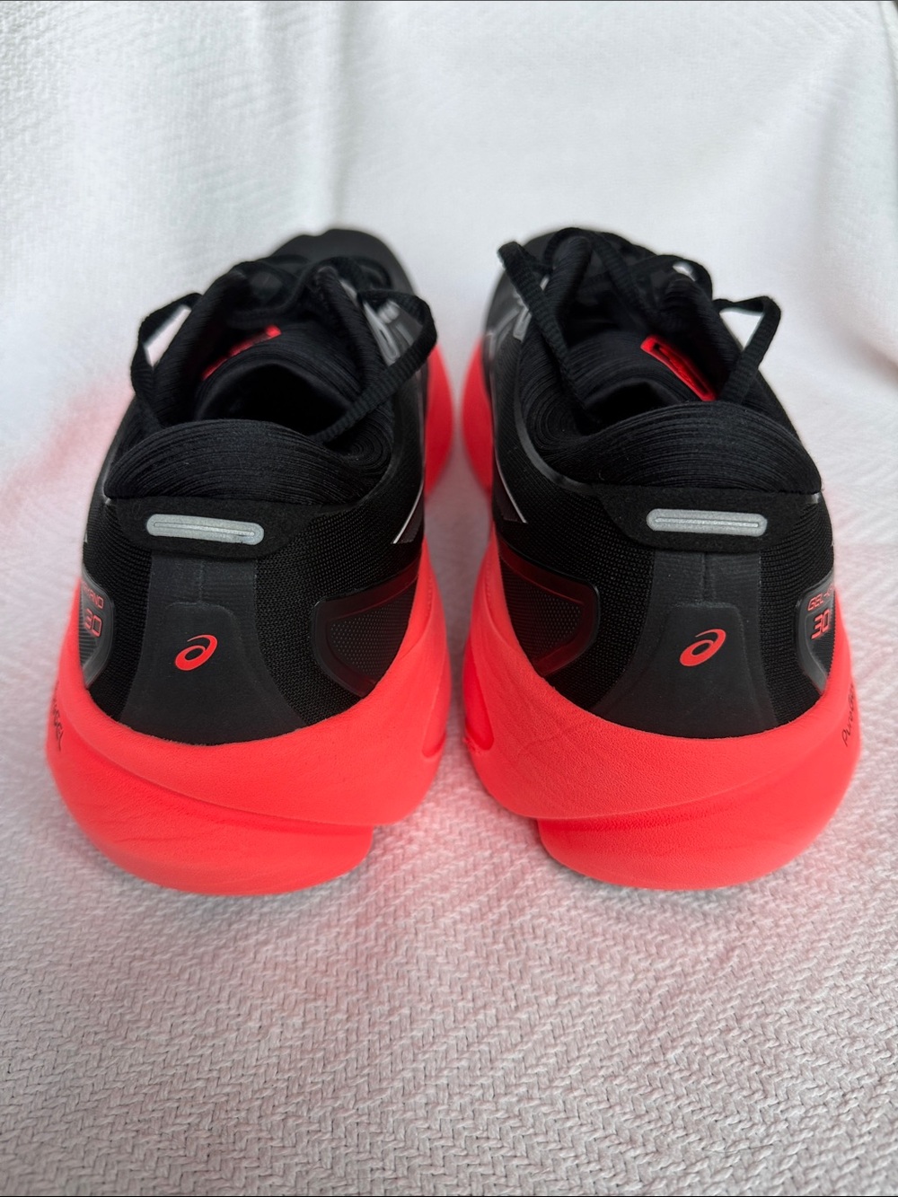 Asics Gel-Kayano 30 Black & Neon Coral Running Sneakers - Picture 3 of 11